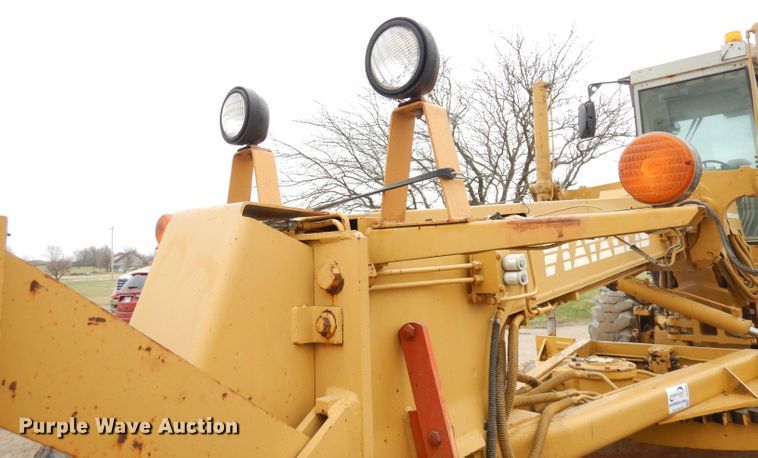 image for item DH8988 Fiat-Allis FG85A  motor grader