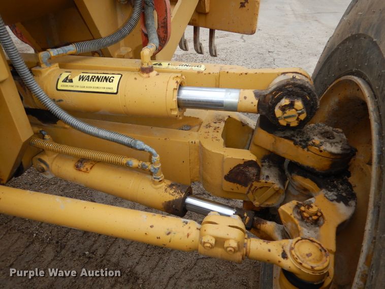 image for item DH8988 Fiat-Allis FG85A  motor grader