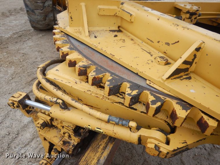 image for item DH8988 Fiat-Allis FG85A  motor grader