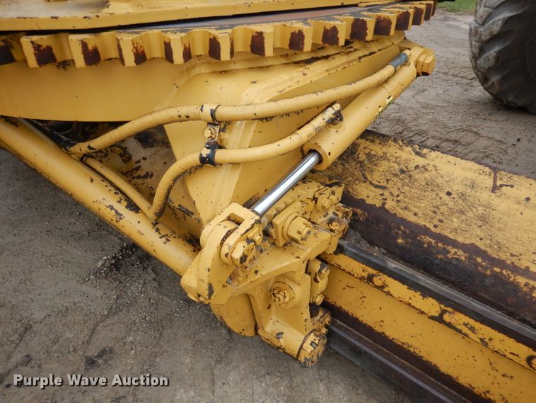 image for item DH8988 Fiat-Allis FG85A  motor grader