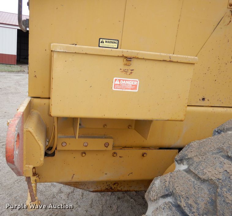 image for item DH8988 Fiat-Allis FG85A  motor grader