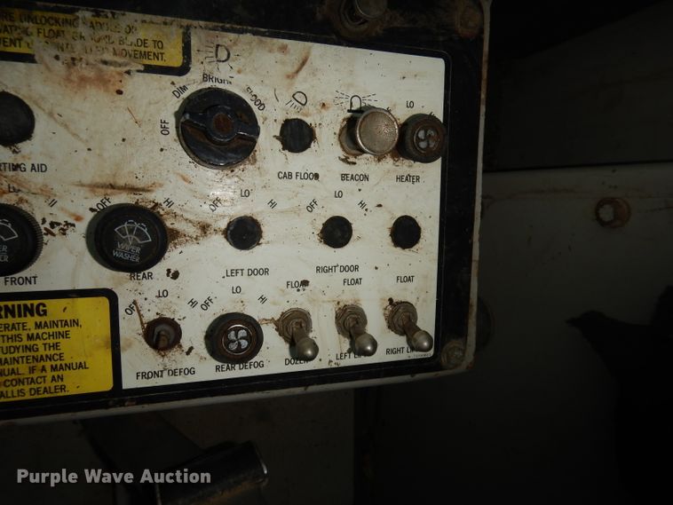 image for item DH8988 Fiat-Allis FG85A  motor grader