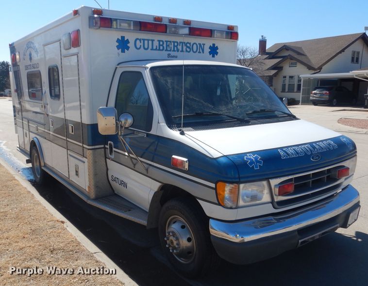 image for item DJ1279 1998 Ford Econoline E450 Super Duty  ambulance