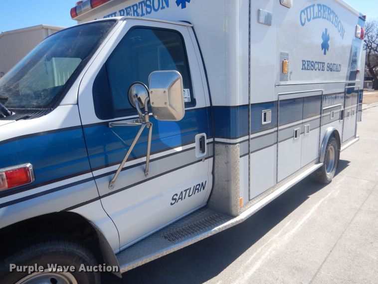 image for item DJ1279 1998 Ford Econoline E450 Super Duty  ambulance