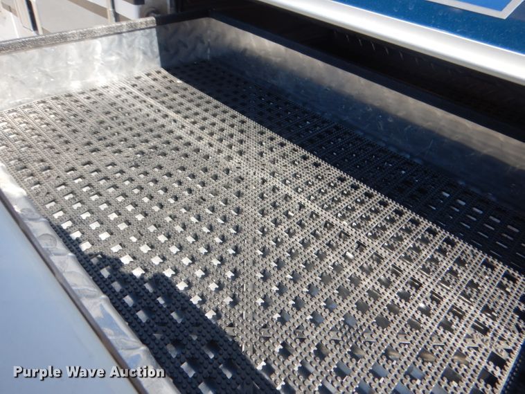 image for item DJ1279 1998 Ford Econoline E450 Super Duty  ambulance