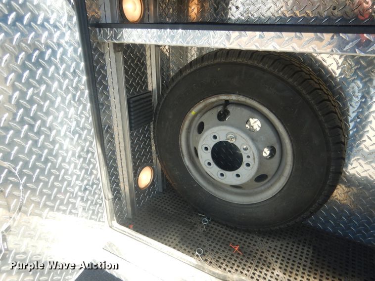 image for item DJ1279 1998 Ford Econoline E450 Super Duty  ambulance