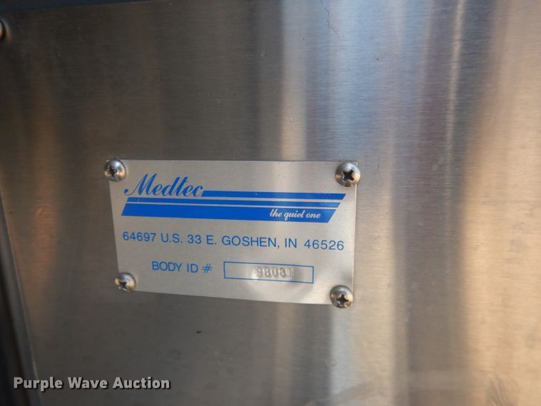 image for item DJ1279 1998 Ford Econoline E450 Super Duty  ambulance