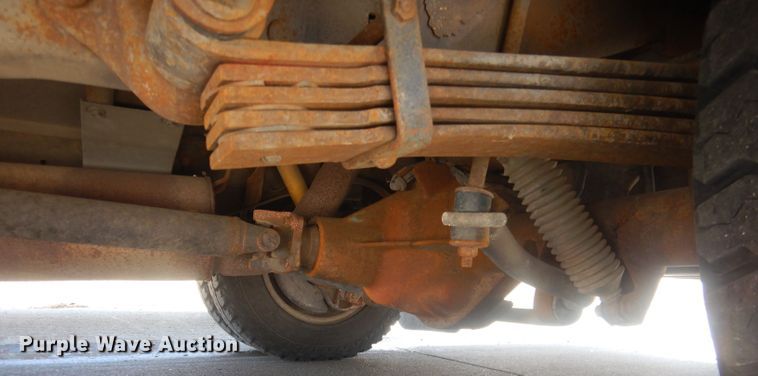 image for item DJ1279 1998 Ford Econoline E450 Super Duty  ambulance