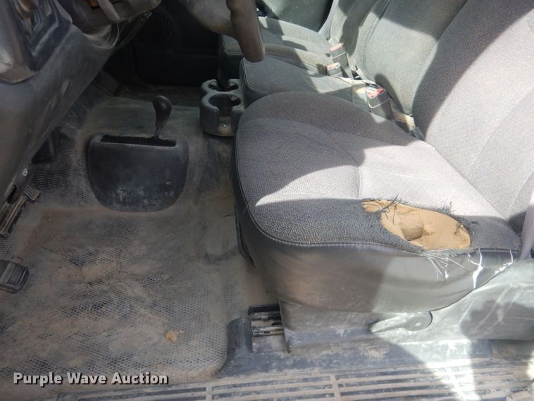 image for item DJ1283 2004 Chevrolet Silverado 1500  Ext. Cab pickup truck