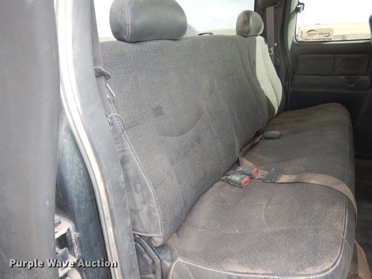 image for item DJ1283 2004 Chevrolet Silverado 1500  Ext. Cab pickup truck