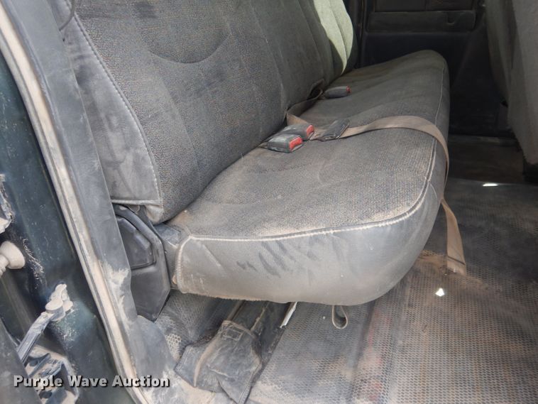 image for item DJ1283 2004 Chevrolet Silverado 1500  Ext. Cab pickup truck