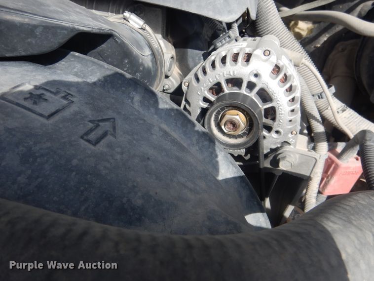 image for item DJ1283 2004 Chevrolet Silverado 1500  Ext. Cab pickup truck