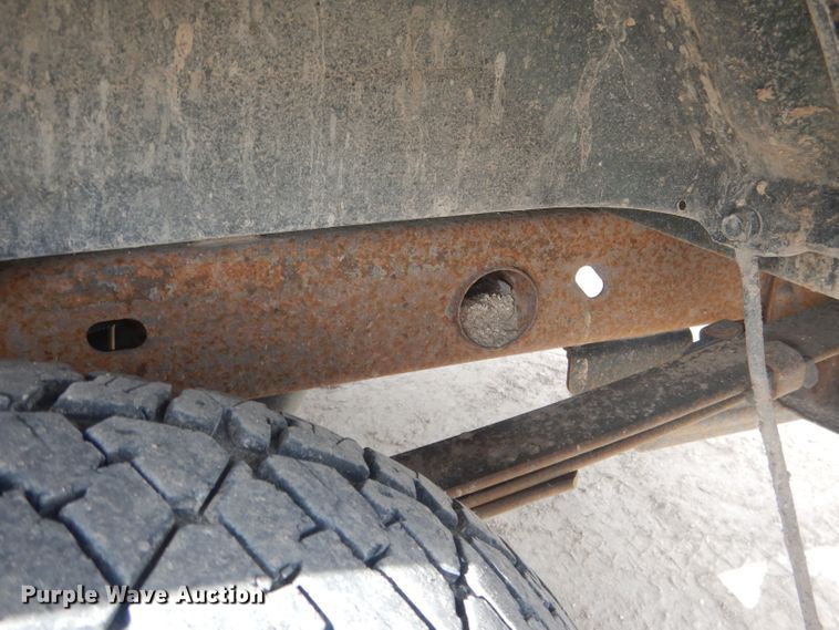 image for item DJ1283 2004 Chevrolet Silverado 1500  Ext. Cab pickup truck