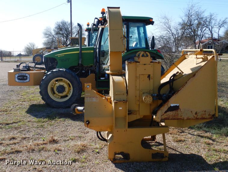 image for item DK0326 1997 Vermeer BC906  wood chipper