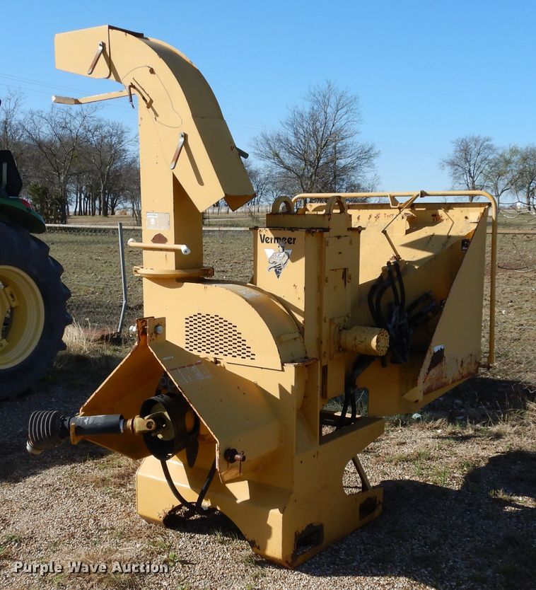 image for item DK0326 1997 Vermeer BC906  wood chipper