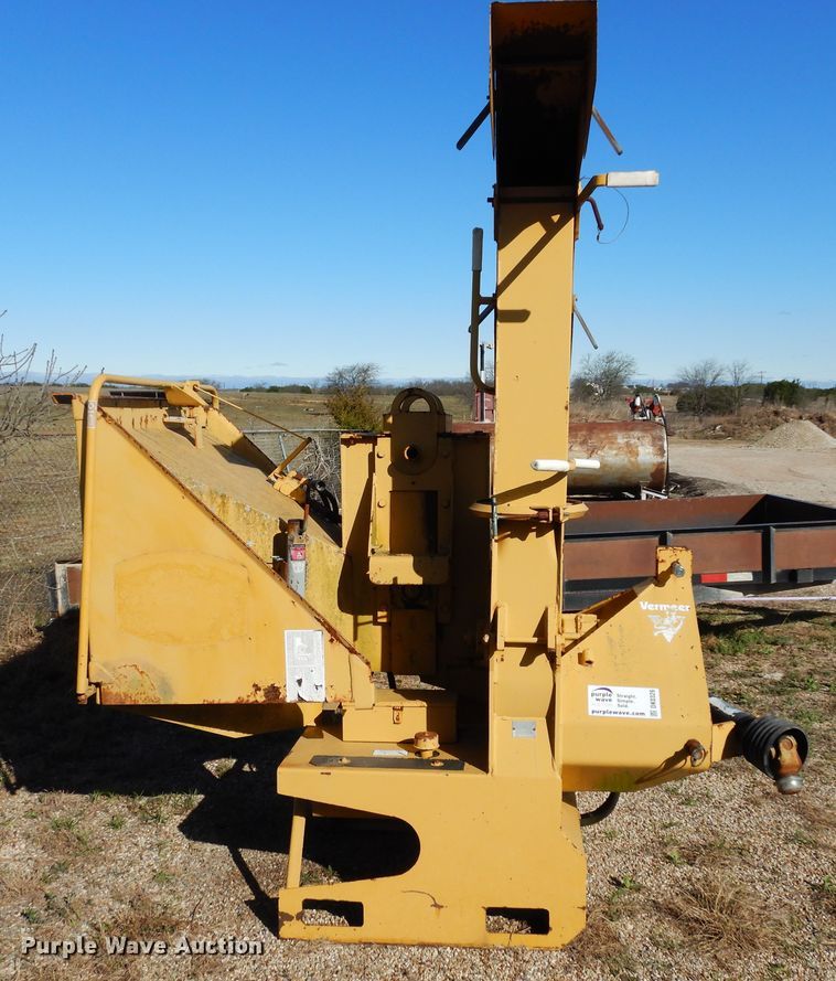 image for item DK0326 1997 Vermeer BC906  wood chipper