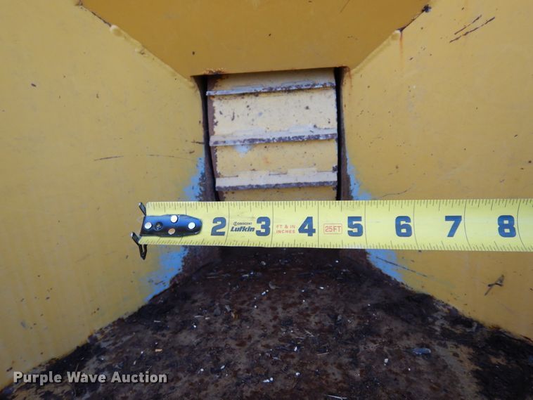 image for item DK0326 1997 Vermeer BC906  wood chipper