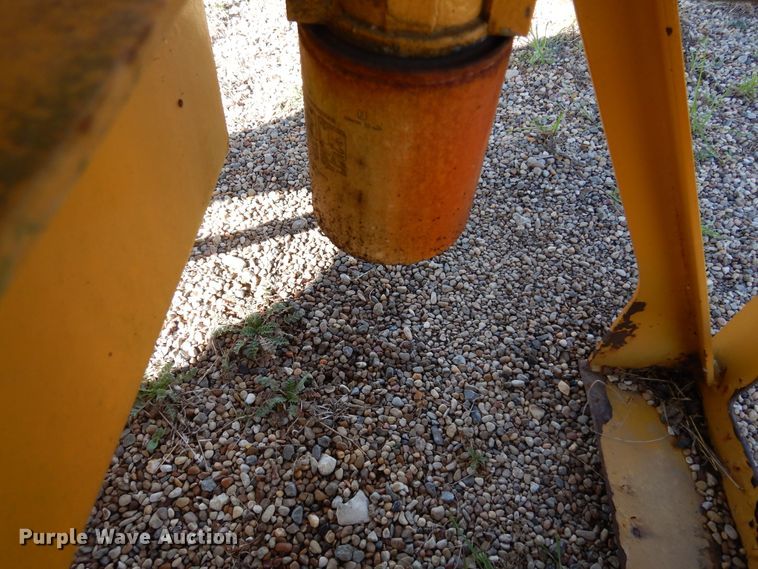 image for item DK0326 1997 Vermeer BC906  wood chipper