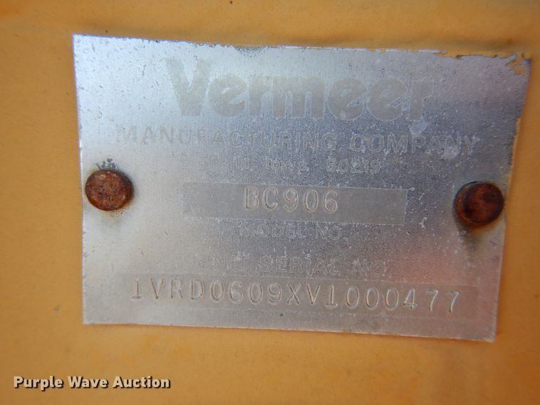 image for item DK0326 1997 Vermeer BC906  wood chipper