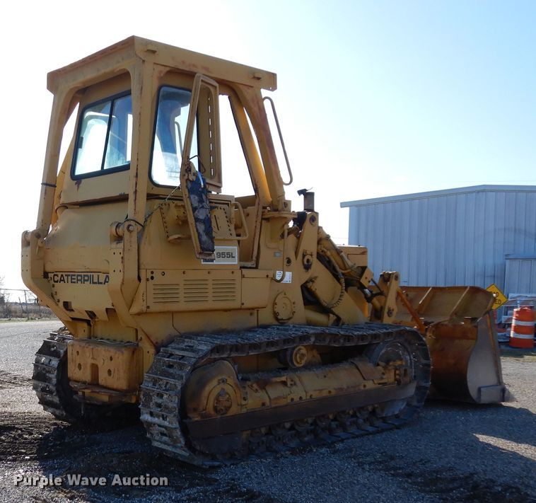 image for item DK0327 1979 Caterpillar 955L  track loader