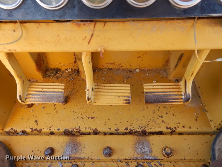 image for item DK0327 1979 Caterpillar 955L  track loader