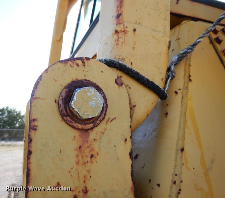 image for item DK0327 1979 Caterpillar 955L  track loader