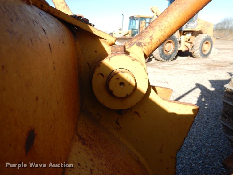 image for item DK0327 1979 Caterpillar 955L  track loader