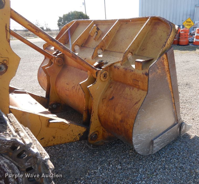 image for item DK0327 1979 Caterpillar 955L  track loader