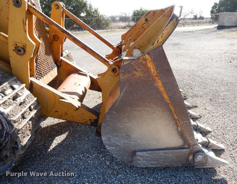 image for item DK0327 1979 Caterpillar 955L  track loader