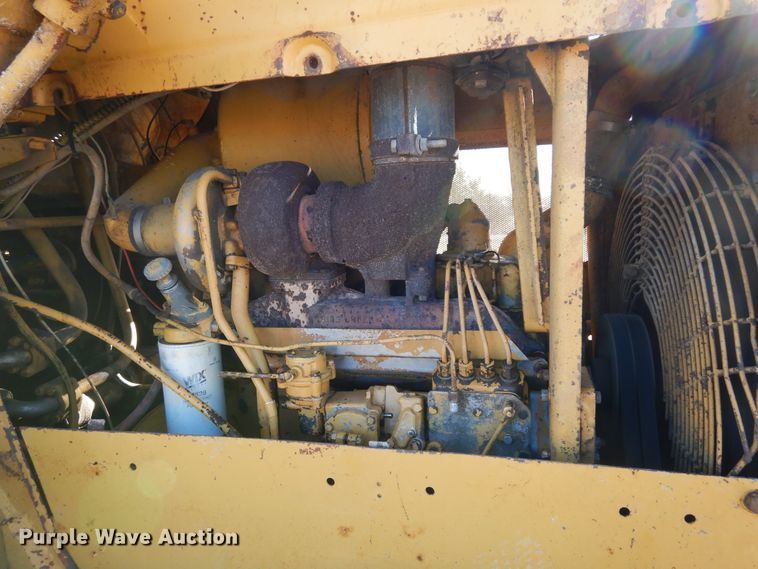 image for item DK0327 1979 Caterpillar 955L  track loader