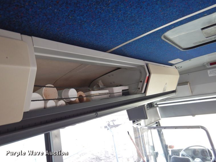 image for item DK4358 2003 MCI D4500  coach bus