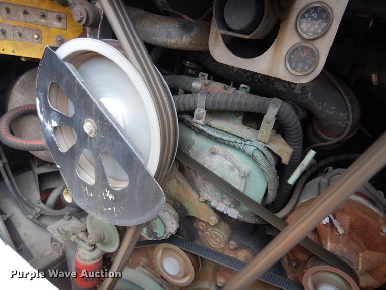 image for item DK4358 2003 MCI D4500  coach bus