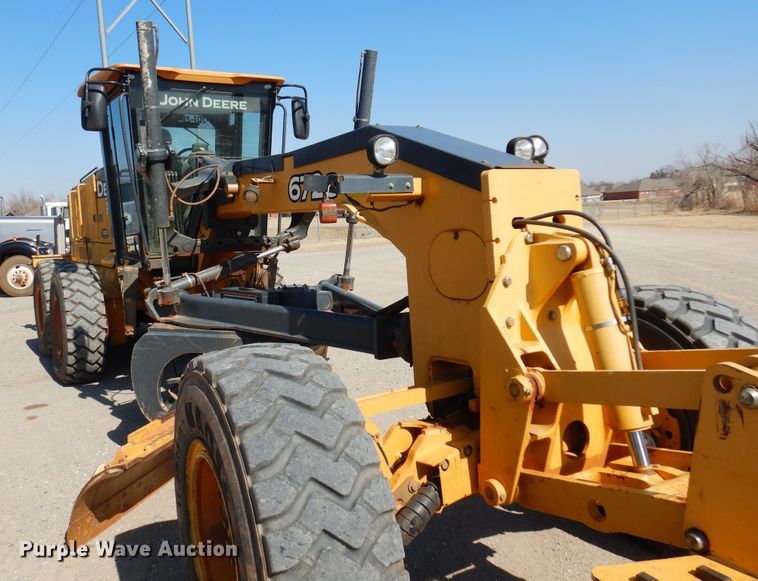 image for item DK4373 2012 John Deere 672G  motor grader