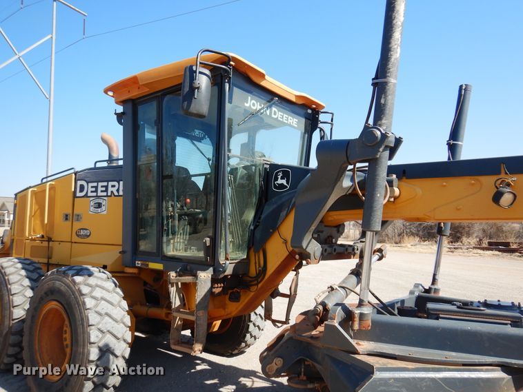 image for item DK4373 2012 John Deere 672G  motor grader