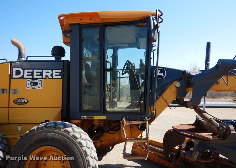 image for item DK4373 2012 John Deere 672G  motor grader