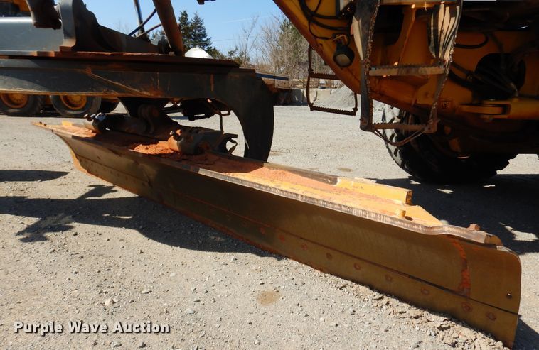 image for item DK4373 2012 John Deere 672G  motor grader