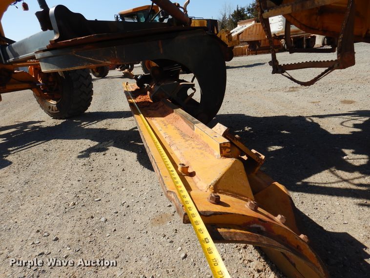 image for item DK4373 2012 John Deere 672G  motor grader