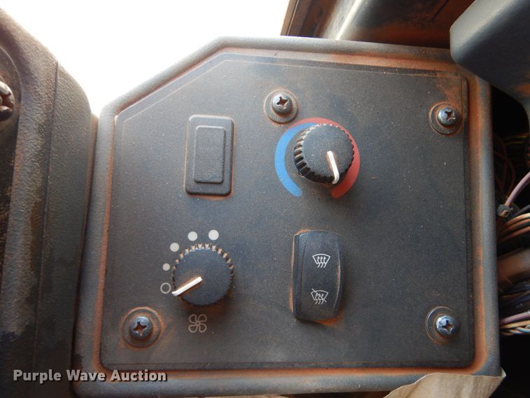 image for item DK4373 2012 John Deere 672G  motor grader