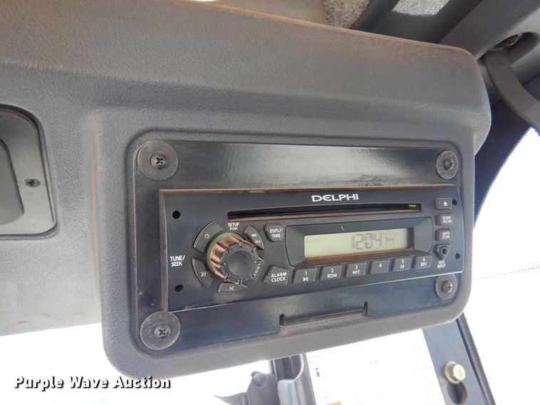 image for item DK4373 2012 John Deere 672G  motor grader