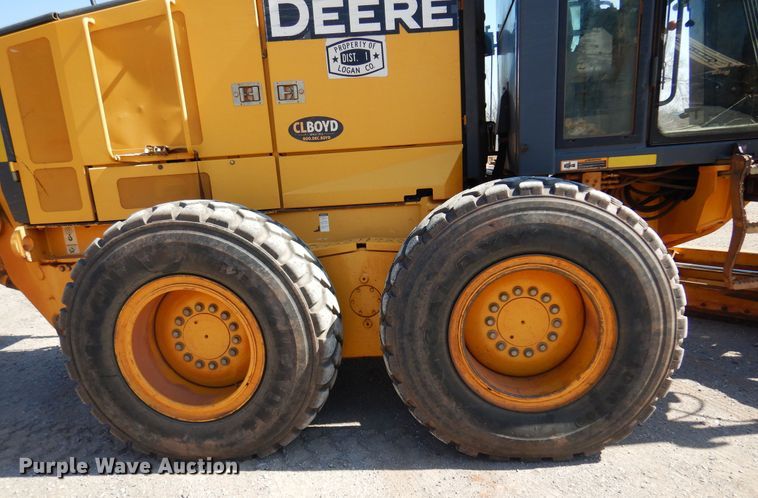 image for item DK4373 2012 John Deere 672G  motor grader