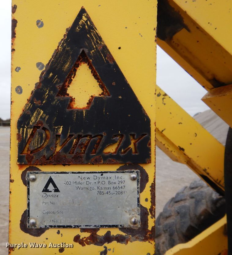 image for item DK4427 2002 Volvo G720  motor grader