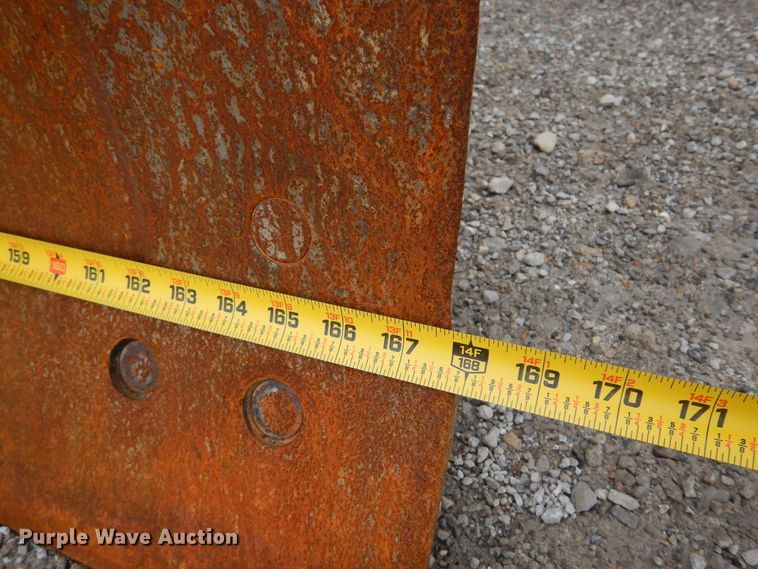 image for item DK4427 2002 Volvo G720  motor grader