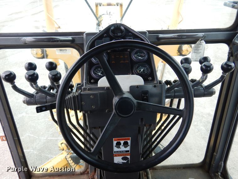 image for item DK4427 2002 Volvo G720  motor grader