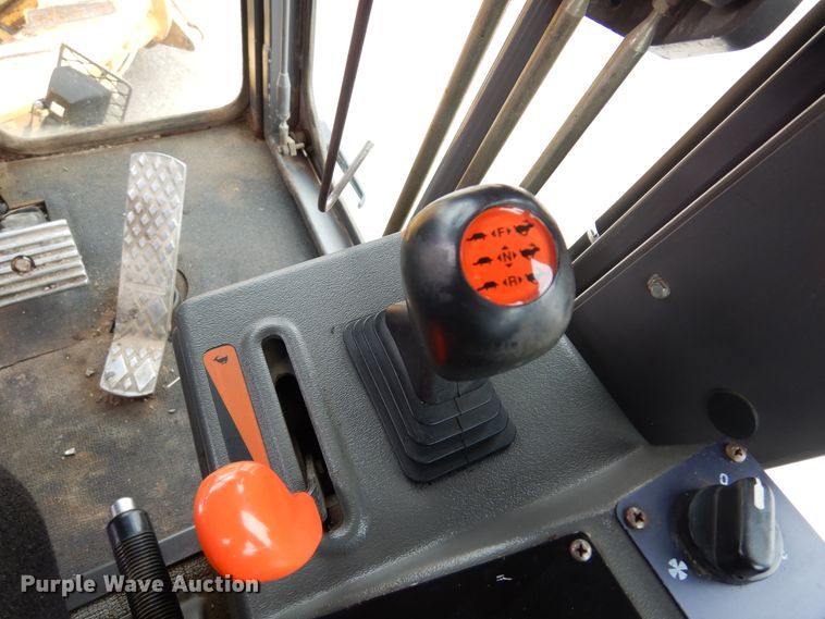 image for item DK4427 2002 Volvo G720  motor grader