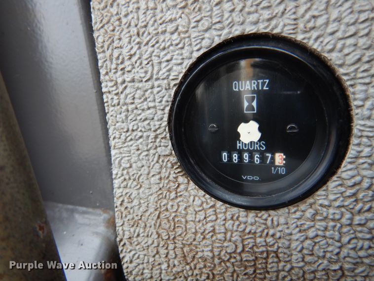 image for item DK4427 2002 Volvo G720  motor grader