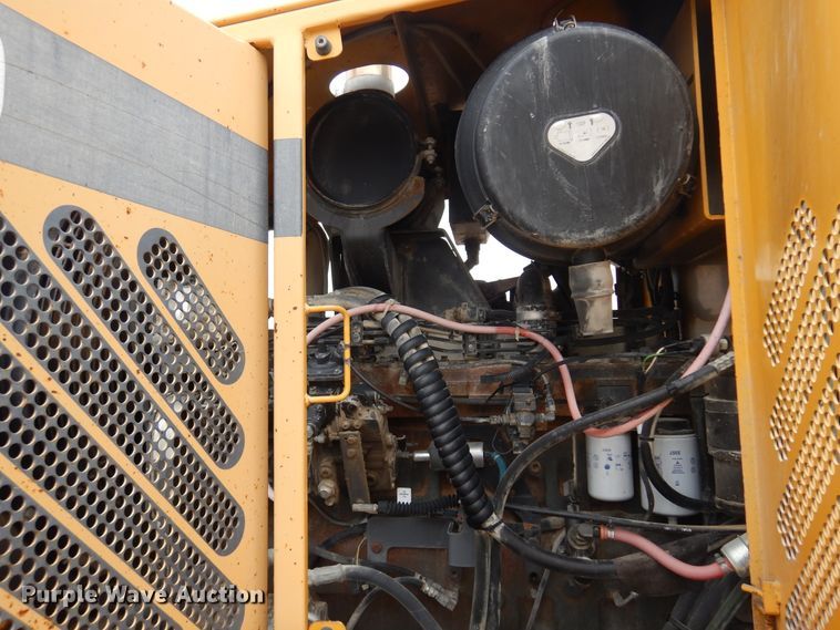 image for item DK4427 2002 Volvo G720  motor grader