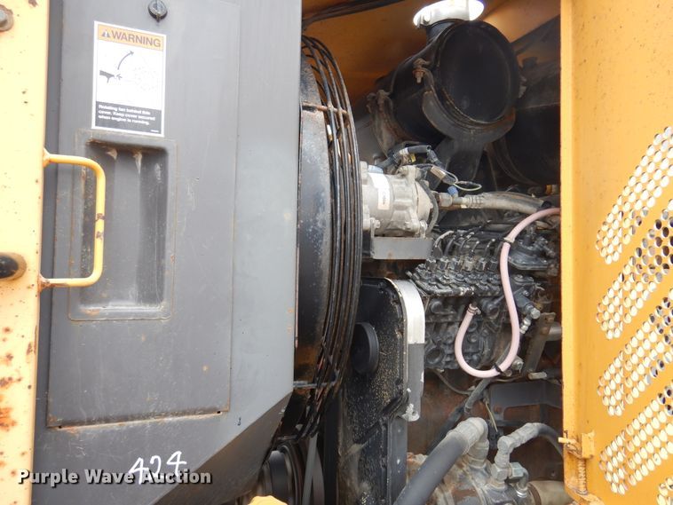 image for item DK4427 2002 Volvo G720  motor grader