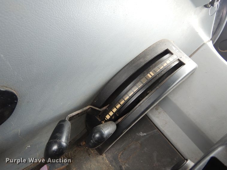 image for item DK4428 2009 New Holland T6030  MFWD tractor