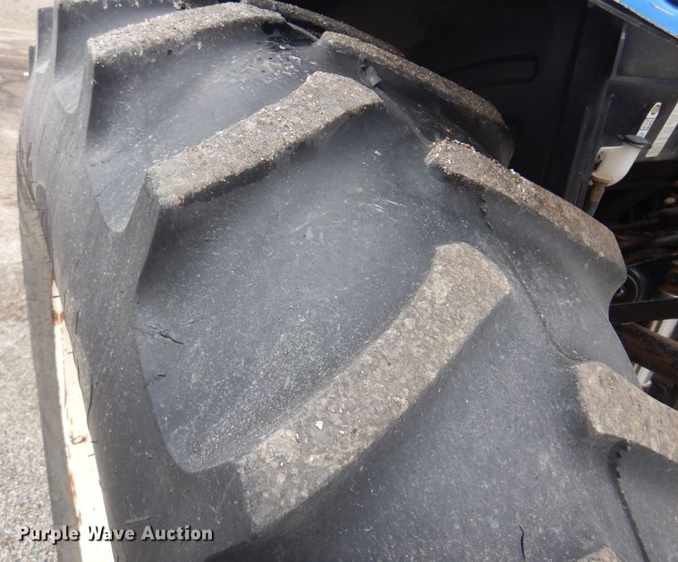 image for item DK4428 2009 New Holland T6030  MFWD tractor