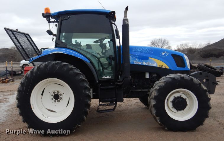image for item DK4433 2009 New Holland T6030  MFWD tractor